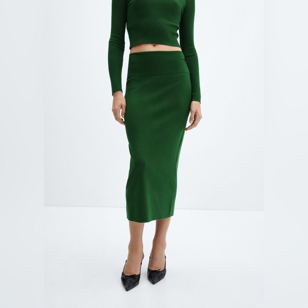 Mango Women's Green Ribbed Knit Midi Skirt Size S EUC